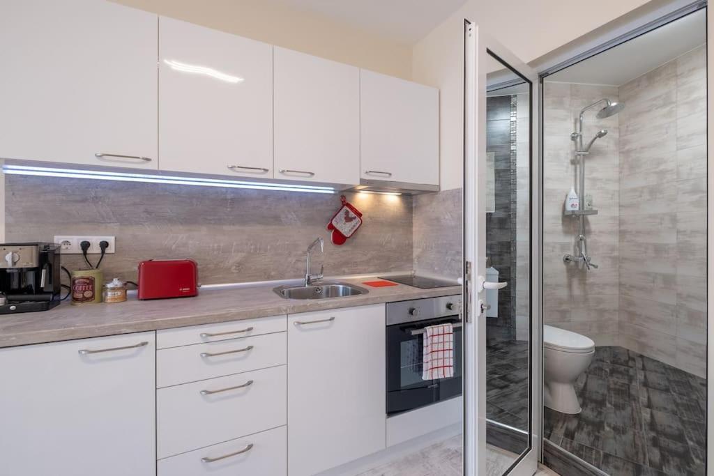 Bright & Chic Parkside